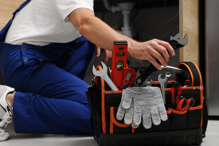 Come trovare un idraulico professionista: una semplice guida